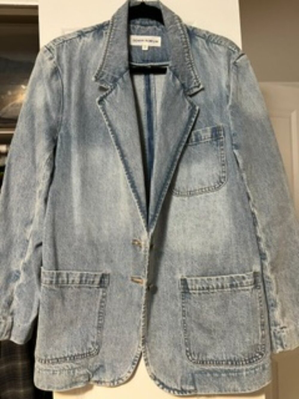 Almost New Aritzia's Denim Forum Distressed Denim Blazer Size Medium